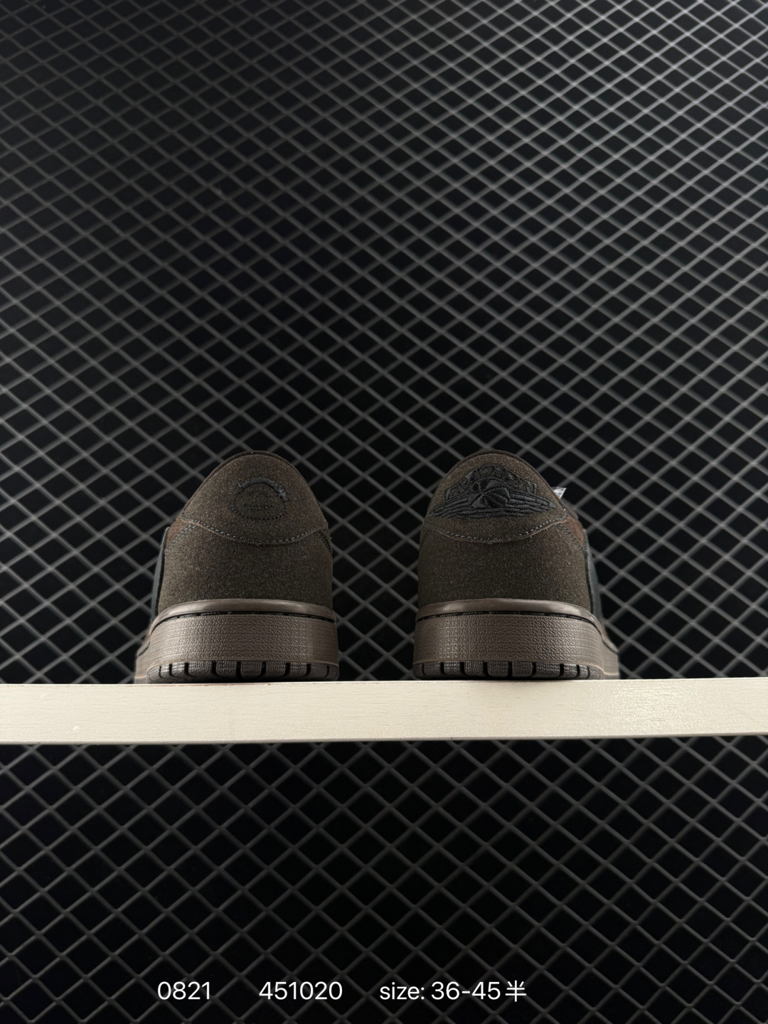 Travis Scott x Air Jordan 1 ” Reverse Mocha “